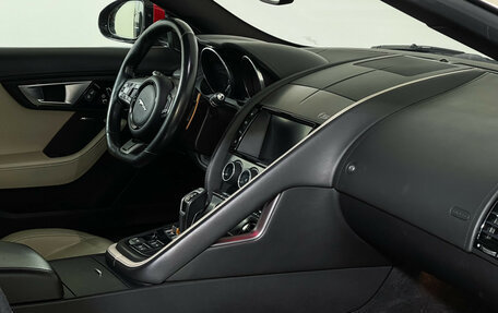 Jaguar F-Type I рестайлинг 2, 2015 год, 3 950 000 рублей, 9 фотография