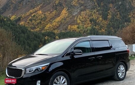 KIA Carnival III, 2017 год, 3 370 000 рублей, 7 фотография