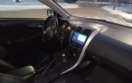 Toyota Corolla, 2011 год, 1 100 000 рублей, 14 фотография