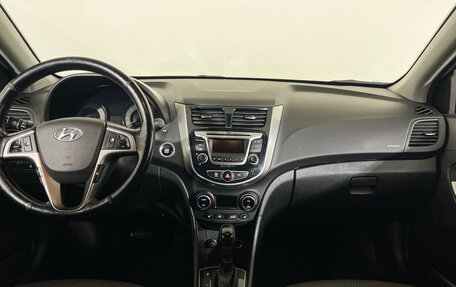 Hyundai Solaris II рестайлинг, 2015 год, 1 097 000 рублей, 12 фотография