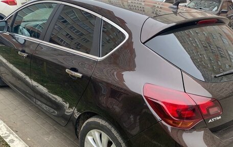 Opel Astra J, 2013 год, 780 000 рублей, 4 фотография