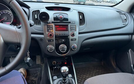 KIA Cerato III, 2010 год, 649 000 рублей, 10 фотография