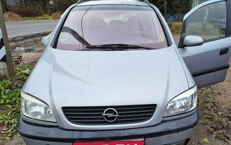 Opel Zafira A рестайлинг, 2000 год, 120 000 рублей, 3 фотография