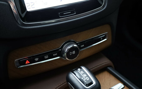 Volvo XC90 II рестайлинг, 2019 год, 3 799 000 рублей, 18 фотография