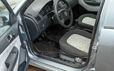 Skoda Fabia I, 2003 год, 165 000 рублей, 13 фотография