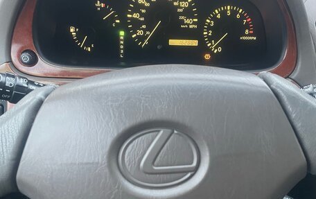 Lexus RX IV рестайлинг, 2000 год, 950 000 рублей, 8 фотография