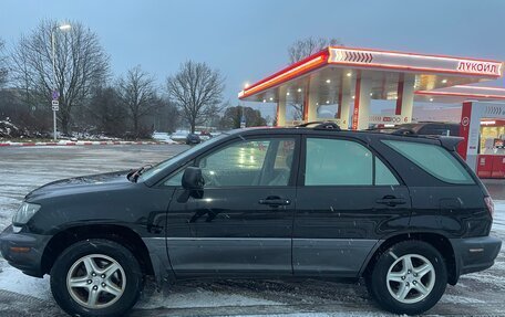 Lexus RX IV рестайлинг, 2000 год, 950 000 рублей, 2 фотография