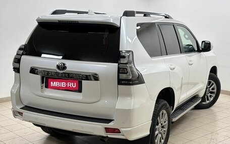 Toyota Land Cruiser Prado 150 рестайлинг 2, 2019 год, 6 100 000 рублей, 9 фотография