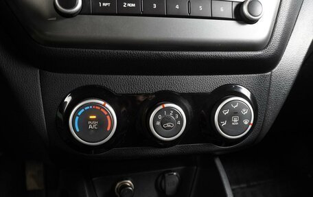 KIA Rio III рестайлинг, 2015 год, 819 000 рублей, 12 фотография