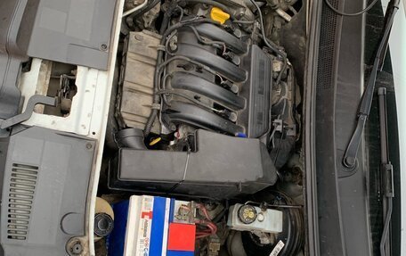 Renault Logan II, 2018 год, 950 000 рублей, 1 фотография