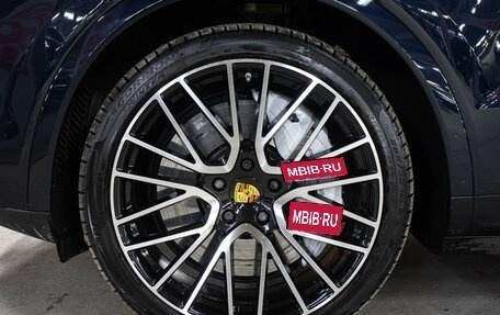 Porsche Cayenne III, 2018 год, 8 000 000 рублей, 28 фотография