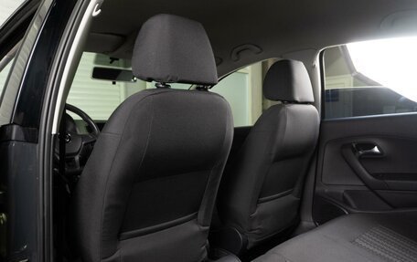 Volkswagen Polo VI (EU Market), 2015 год, 879 000 рублей, 11 фотография