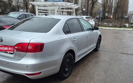Volkswagen Jetta VI, 2013 год, 700 000 рублей, 8 фотография