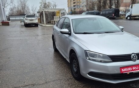 Volkswagen Jetta VI, 2013 год, 700 000 рублей, 12 фотография