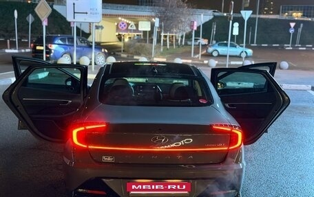 Hyundai Sonata VIII, 2022 год, 2 900 000 рублей, 3 фотография