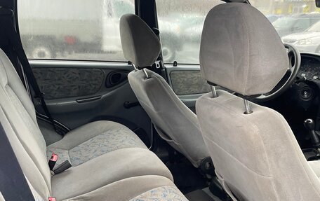 Chevrolet Niva I рестайлинг, 2003 год, 295 000 рублей, 8 фотография