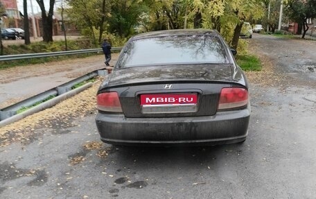 Hyundai Sonata IV рестайлинг, 2005 год, 390 000 рублей, 1 фотография