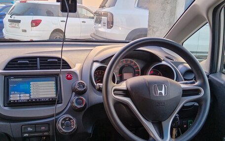 Honda Fit III, 2013 год, 780 000 рублей, 4 фотография