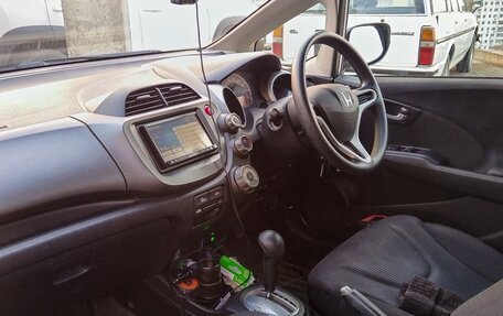 Honda Fit III, 2013 год, 780 000 рублей, 5 фотография