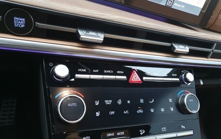 Hyundai Santa Fe IV, 2025 год, 4 909 000 рублей, 15 фотография