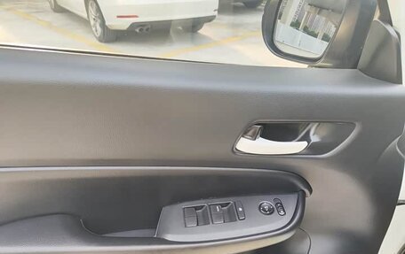 Honda Fit, 2022 год, 1 000 013 рублей, 8 фотография