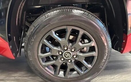 Toyota Tundra, 2022 год, 7 490 000 рублей, 38 фотография