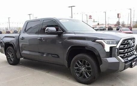 Toyota Tundra, 2022 год, 7 360 000 рублей, 4 фотография