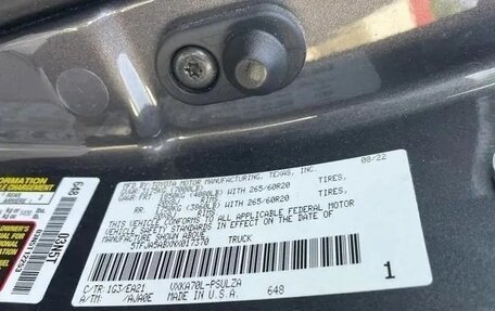 Toyota Tundra, 2022 год, 6 730 000 рублей, 9 фотография