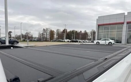 Toyota Tundra, 2022 год, 7 230 000 рублей, 12 фотография