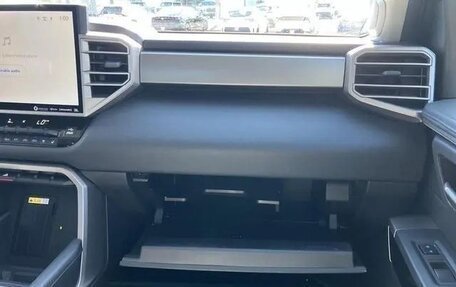 Toyota Tundra, 2022 год, 7 110 000 рублей, 18 фотография
