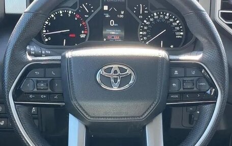 Toyota Tundra, 2022 год, 7 110 000 рублей, 21 фотография