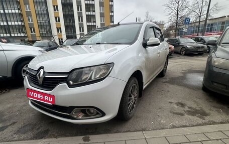 Renault Logan II, 2018 год, 670 000 рублей, 2 фотография