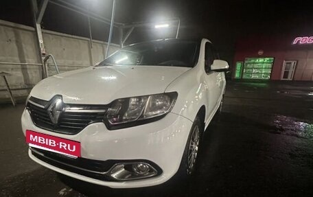 Renault Logan II, 2018 год, 670 000 рублей, 4 фотография