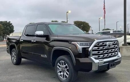 Toyota Tundra, 2022 год, 7 150 000 рублей, 3 фотография