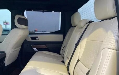 Toyota Tundra, 2022 год, 7 150 000 рублей, 11 фотография