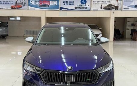 Skoda Octavia IV, 2022 год, 2 250 000 рублей, 2 фотография