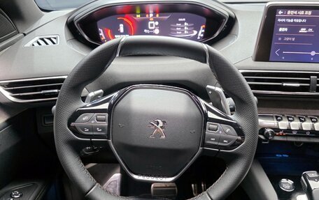 Peugeot 3008 II, 2022 год, 1 895 000 рублей, 13 фотография