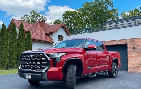 Toyota Tundra, 2022 год, 9 650 000 рублей, 4 фотография