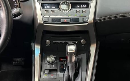 Lexus NX I, 2018 год, 3 100 000 рублей, 14 фотография