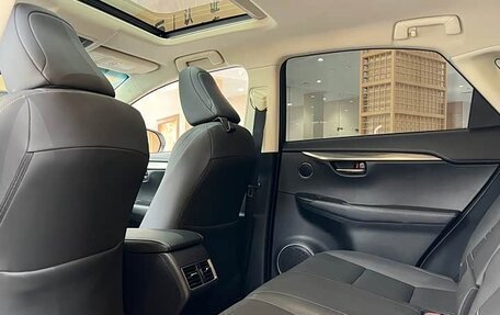 Lexus NX I, 2018 год, 3 100 000 рублей, 10 фотография