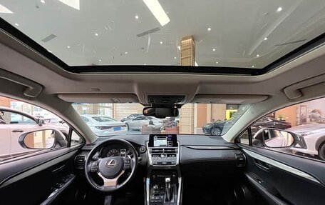 Lexus NX I, 2018 год, 3 100 000 рублей, 8 фотография