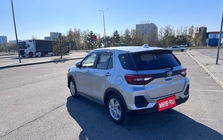 Toyota Raize I, 2021 год, 1 640 000 рублей, 3 фотография