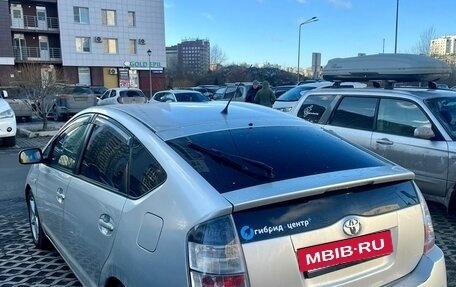 Toyota Prius, 2005 год, 579 000 рублей, 8 фотография