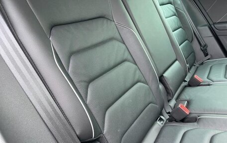 Volkswagen Tiguan II, 2022 год, 2 650 000 рублей, 31 фотография