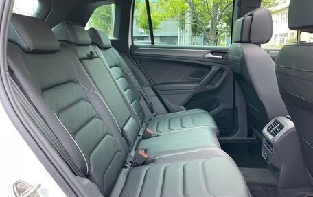 Volkswagen Tiguan II, 2022 год, 2 650 000 рублей, 29 фотография