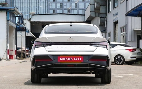 Hyundai Elantra, 2025 год, 1 767 000 рублей, 6 фотография