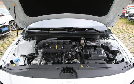 Hyundai Elantra, 2025 год, 1 767 000 рублей, 16 фотография