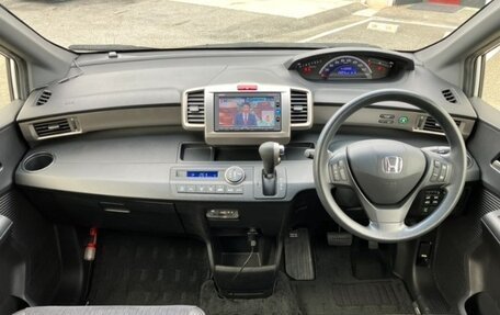 Honda Freed I, 2016 год, 751 000 рублей, 6 фотография