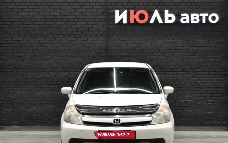 Honda Stream I рестайлинг, 2004 год, 600 000 рублей, 2 фотография