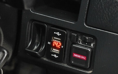 Honda Stream I рестайлинг, 2004 год, 600 000 рублей, 12 фотография